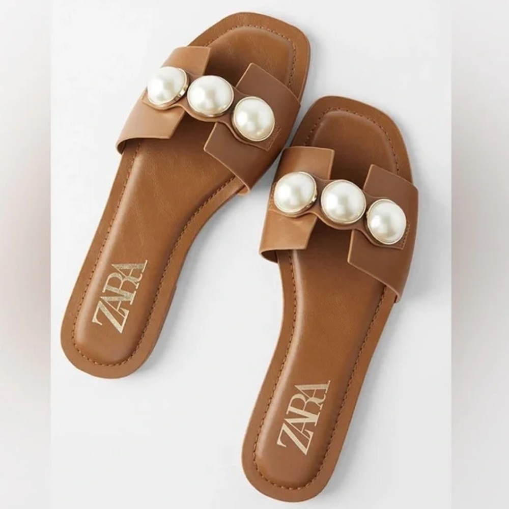 Zara leather sandal with pearl size 38